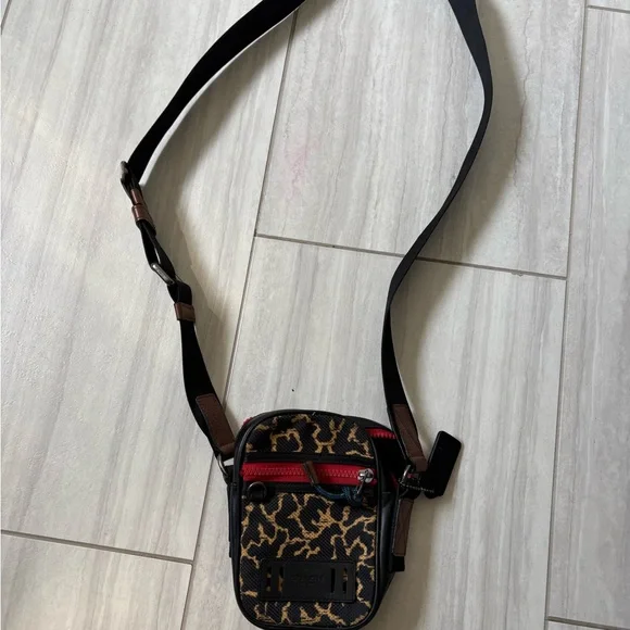 Coach Animal Print Crossbody Bag w/red zippers - Picture 2 of 8